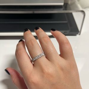 APM Monaco white stone band size 6